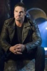 Movie poster: Beauty and the Beast Season 2 Episode 15