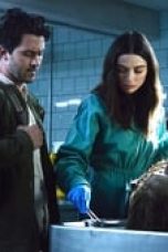 Movie poster: Swamp Thing Season 1 Episode 1