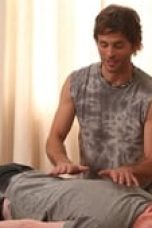 Movie poster: Modern Family Season 2 Episode 11